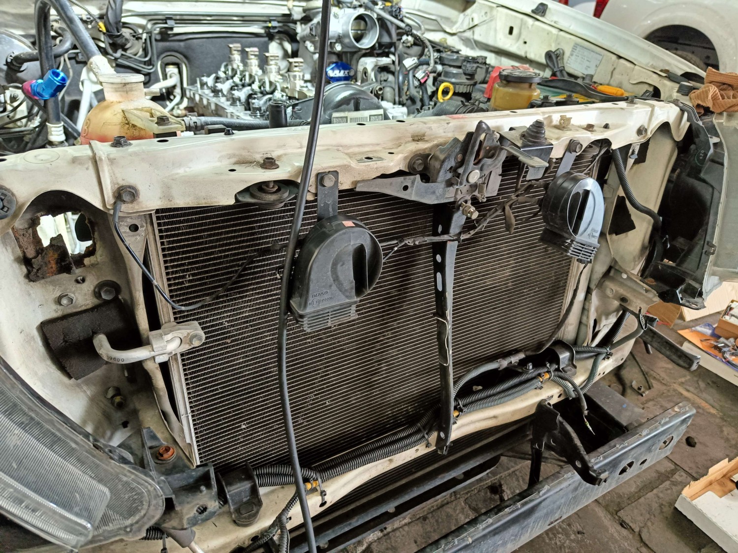 Kisi-kisi Kondensor Rusak Bikin AC Mobil Enggak Dingin, Ini Alasannya