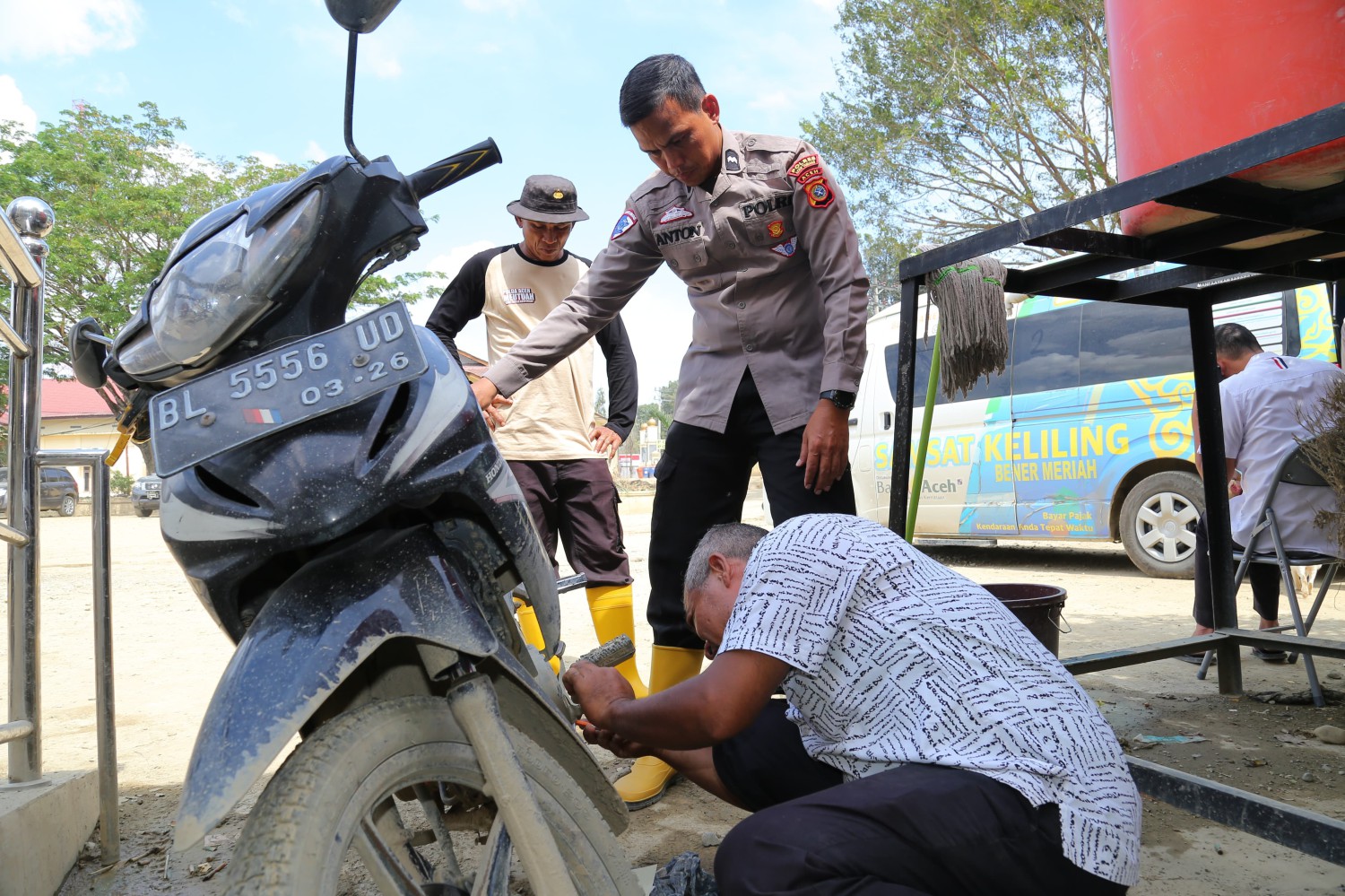 Gas Pol Sebulan, Posko STNK-BPKB Bantu Warga Tamiang Pascabencana