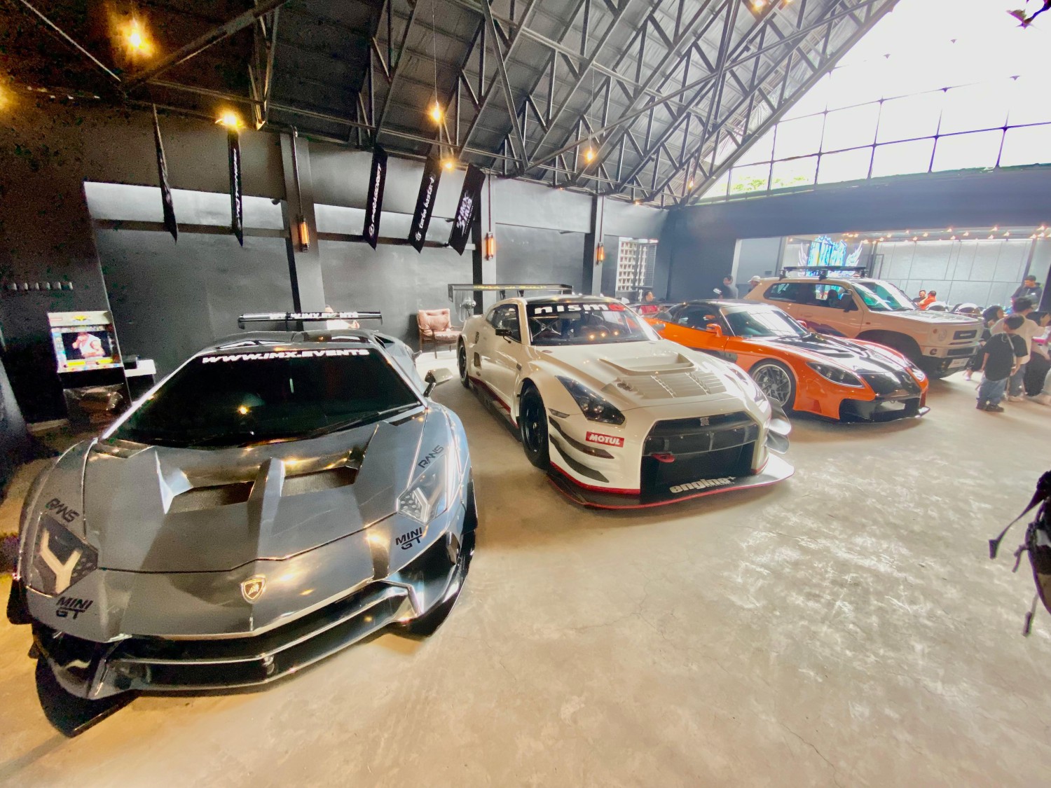 IMX Hub Resmi Dibuka di Bandung, Hadirkan Ekosistem Modifikasi dan Gaya Hidup Setiap Hari