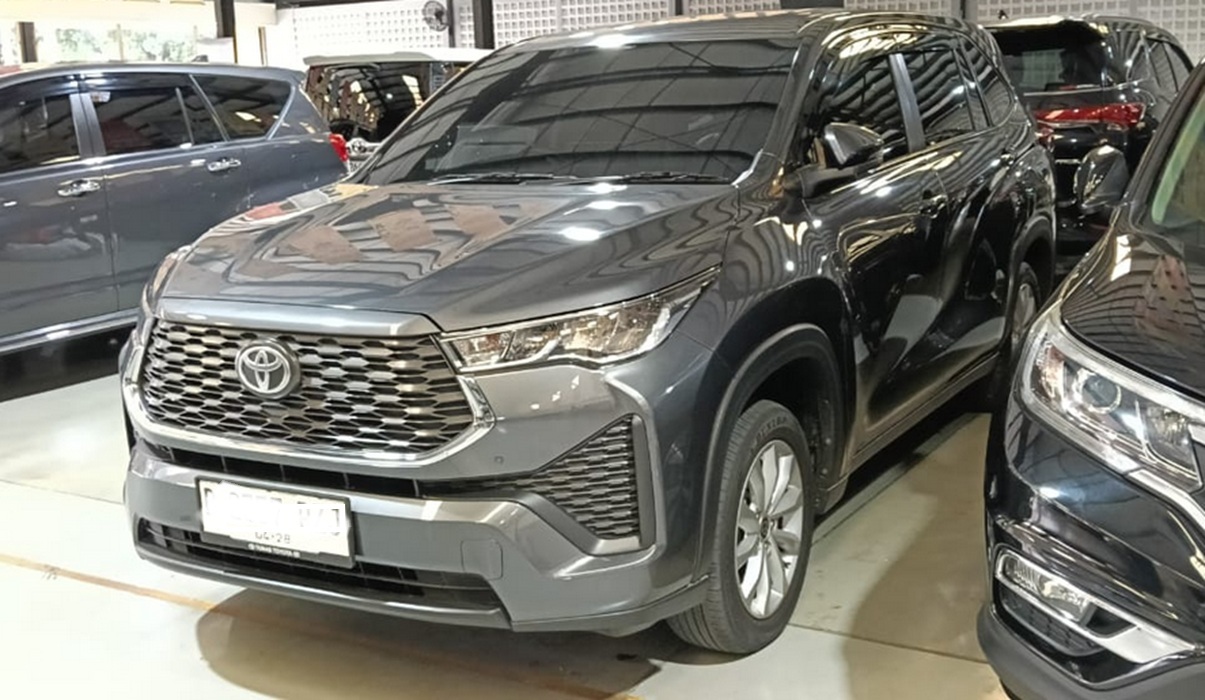 Toyota, Toyota Innova, Toyota Innova Zenix Bisa Buat Mudik Lebaran, Harga Bekasnya Segini