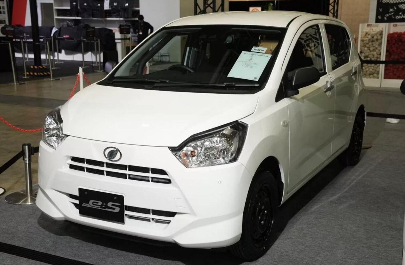 Tampil Sleeper, Ternyata Adik Daihatsu Ayla Ini Sudah Siap Dipakai Balap