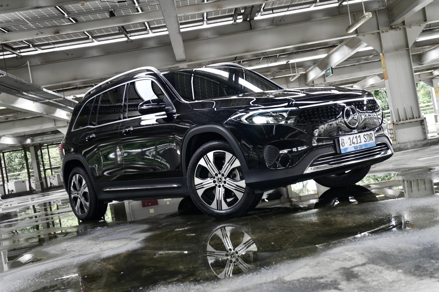Sejauh Ini Jarak Tempuh Mobil Listrik Mercedes-Benz EQB 250+