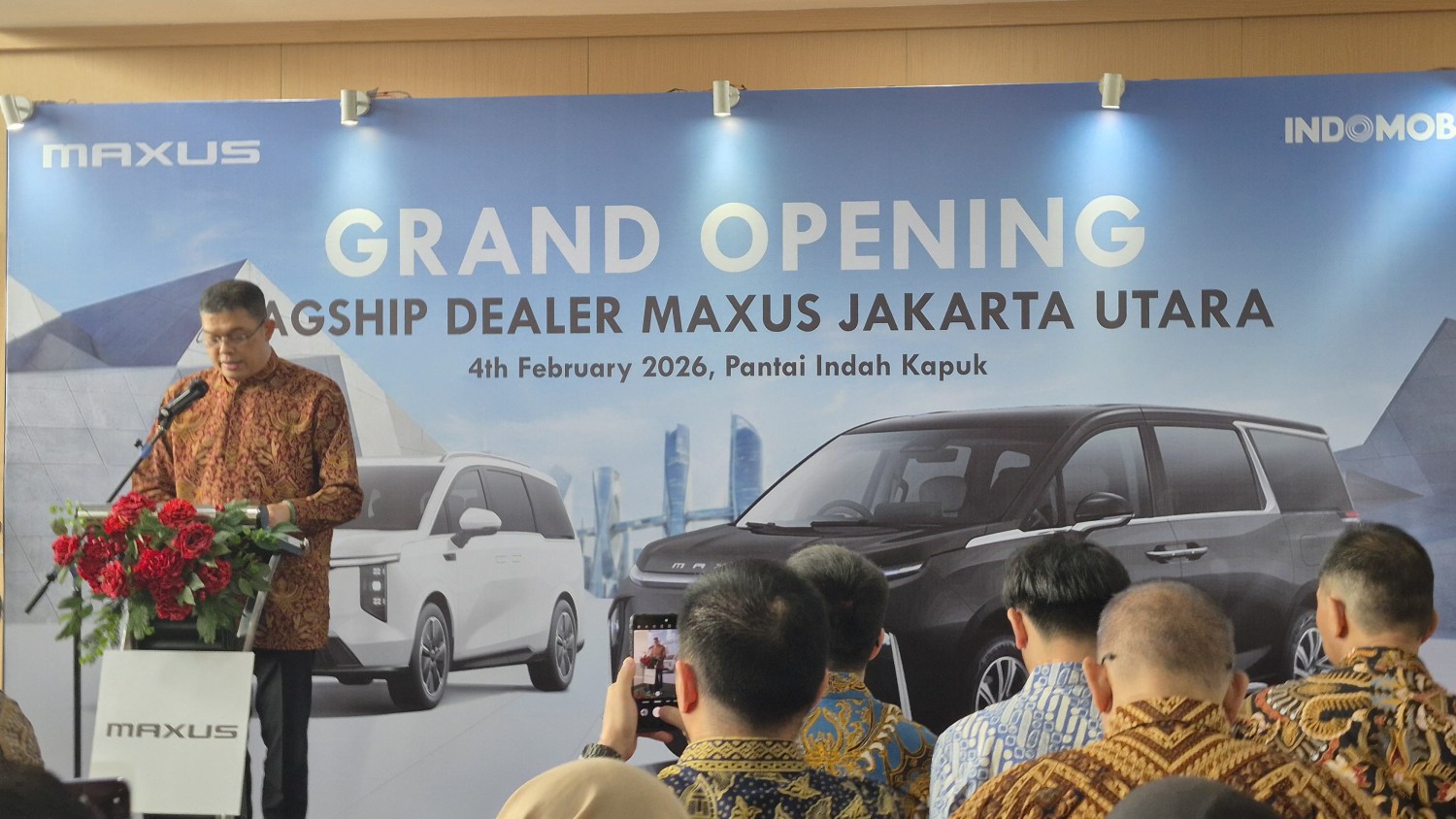 MAXUS Resmikan Dealer Baru di PIK, Perkuat Ekosistem Kendaraan Listrik