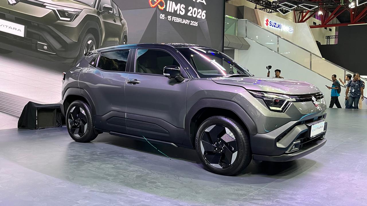 Suzuki eVitara , Suzuki , Harga Rp 755 Juta, Kredit Suzuki eVitara One Tone Segini Cicilannya