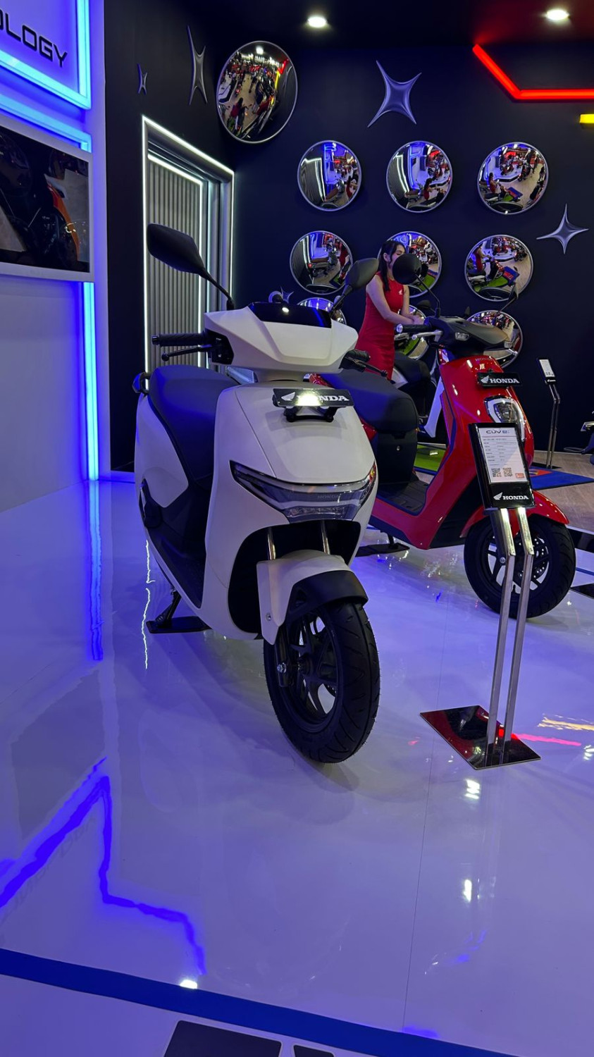 Jangan Lewat Honda CUV e: Diskon Lebih Dari Rp 20 Juta di IIMS 2026