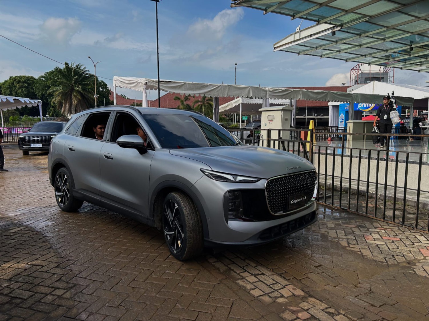 Bisa Nyicip Duluan, Indonesia Jadi Lokasi Uji Publik Perdana SUV Premium Lepas L8