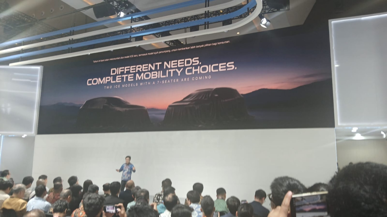 Geely, Geely Bakal Luncurkan 2 Mobil ICE Konfigurasi 7 Penumpang Tahun Ini