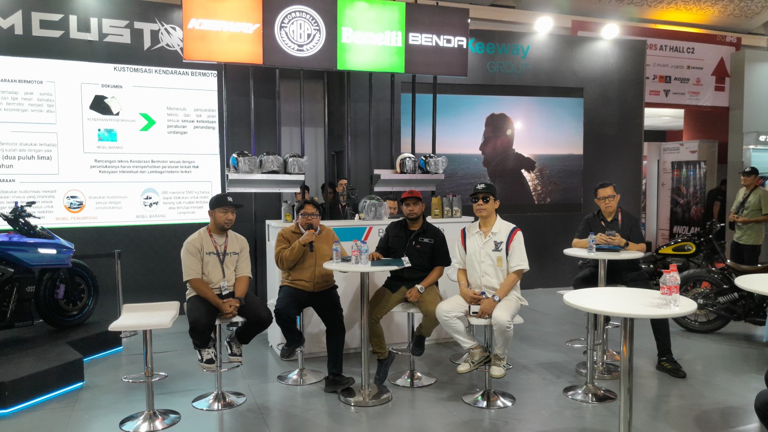 Bengkel Kustom Mulai Masuk Jalur Resmi, Ditjen Hubdat Sosialisasi Sertifikasi di IIMS 2026