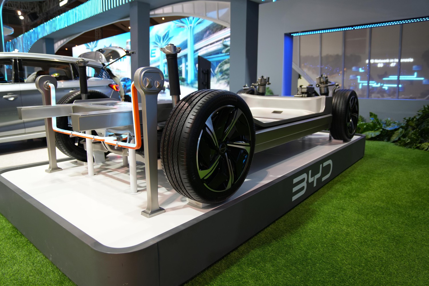 Kecanggihan Mobil Listrik BYD, Kenalan Lebih Dekat Sama e3 Platform