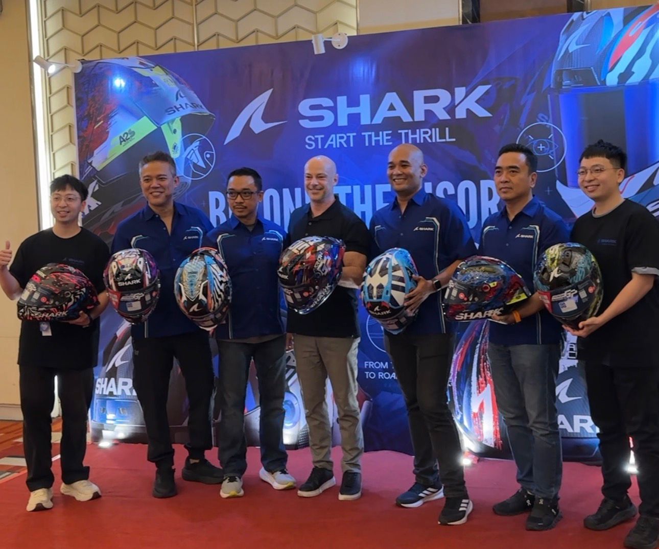 Shark Indonesia Pamer Teknologi MotoGP, Hingga Kenalkan Visor Berubah Warna Kurang 1 Detik