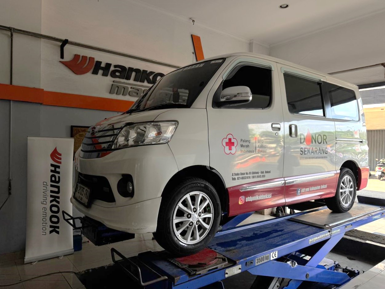Komitmen 10 Tahun, Hankook Donasikan Ratusan Ban Untuk Ambulans Hingga Damkar Bekasi