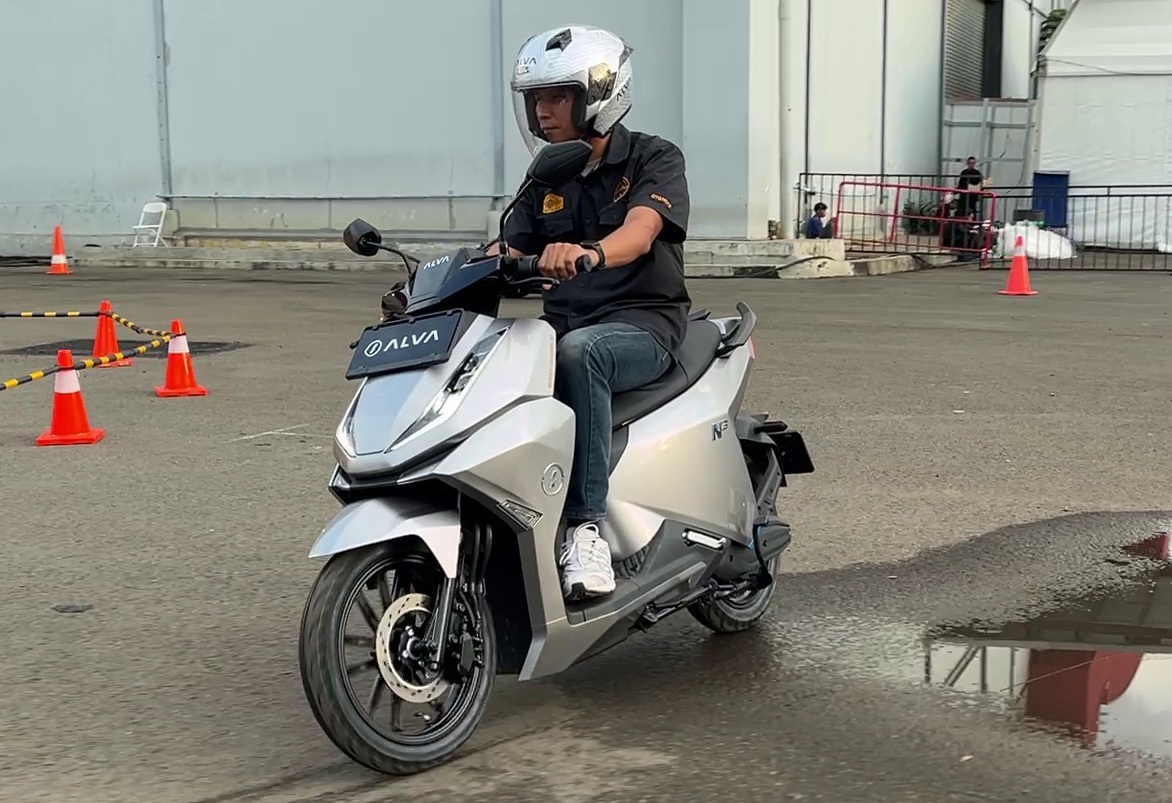 Alva N3 Next Gen Makin Aman! Ngecas Lebih Cepat, Sewa Baterainya Murah