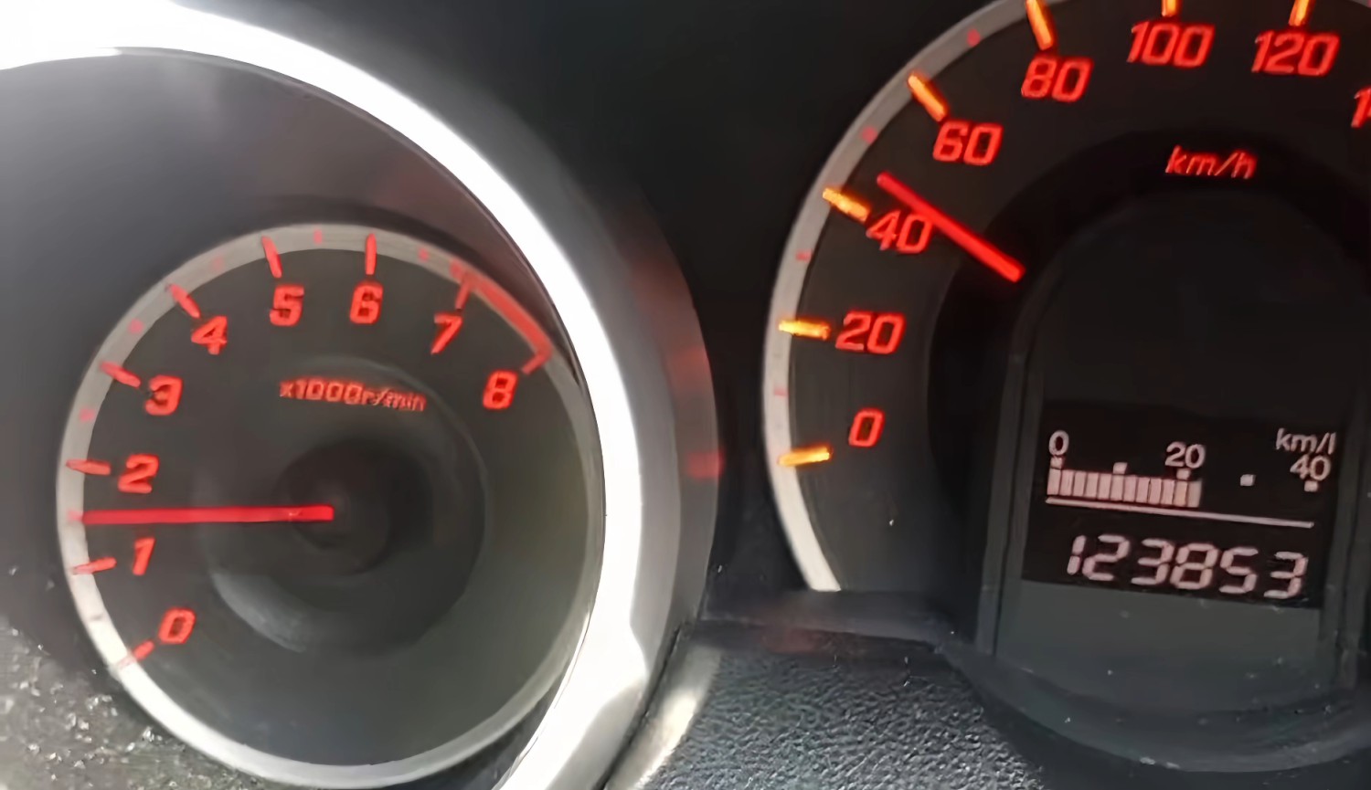 Ini Penyebab Putaran Mesin Mobil Tidak Stabil Saat Baru Dihidupkan