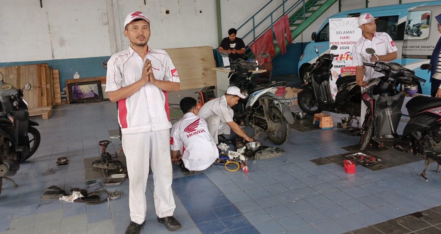 Astra Motor Beri Layanan Servis Motor Gratis Dalam Rangka Hari Pers Nasional