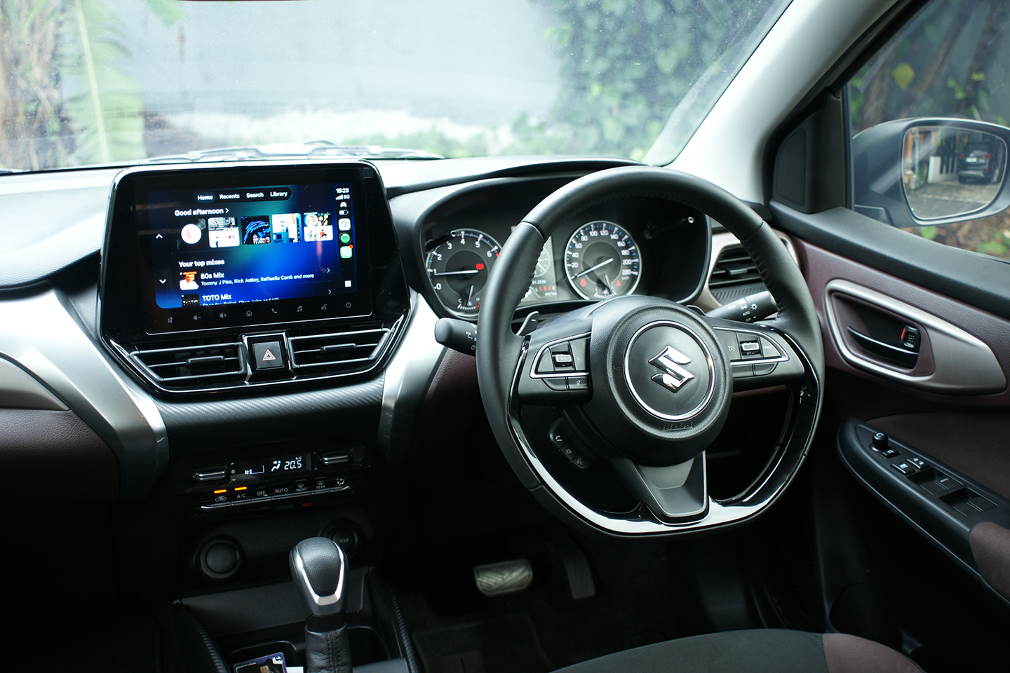 Harga Lebih Murah, Detail Kabin Suzuki Fronx GX Ini Tetap Terasa Mewah