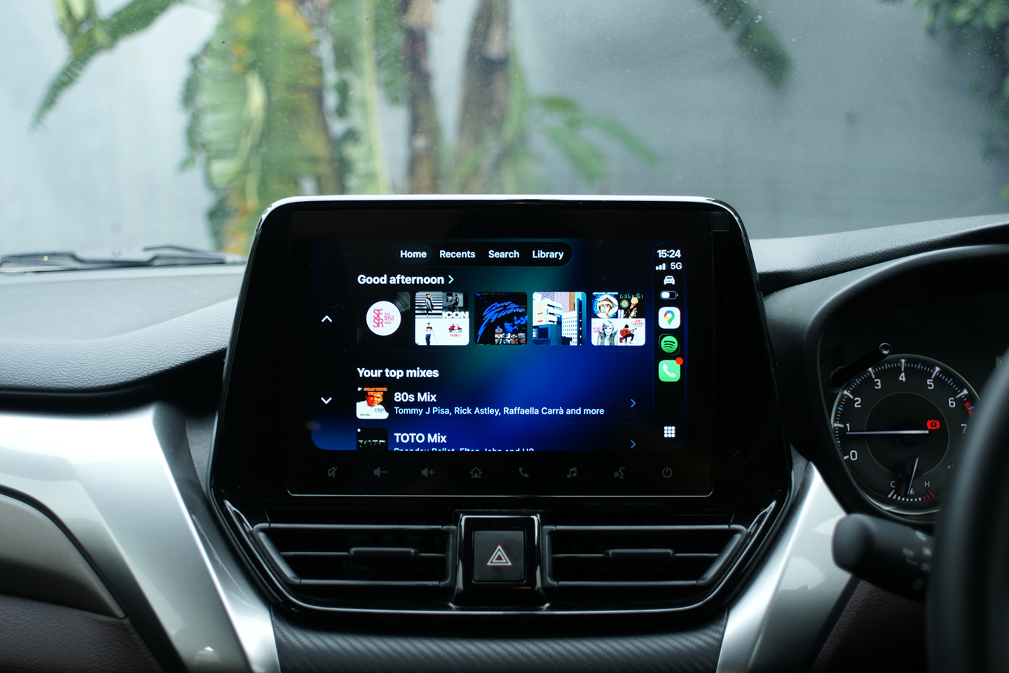 Head Unit Suzuki Fronx GX Canggih Juga Ya, Ada Fitur-Fitur Ini