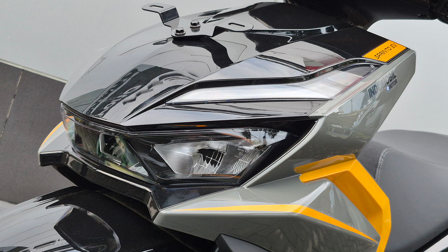 Ditanya Bocoran Motor Listrik Baru, Ini Kata Indomobil Emotor