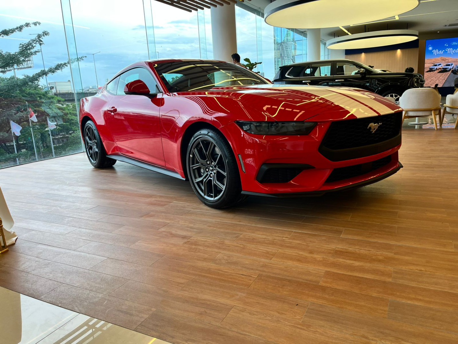 Ford, Ford Mustang, Ford Bidik Segmen Niche, Mustang V8 Masuk Radar Indonesia
