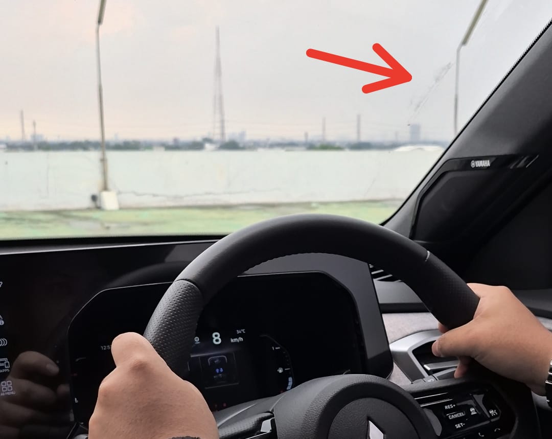 Jamur Kaca Mobil Sulit Hilang, Ini Penyebab yang Sering Terjadi