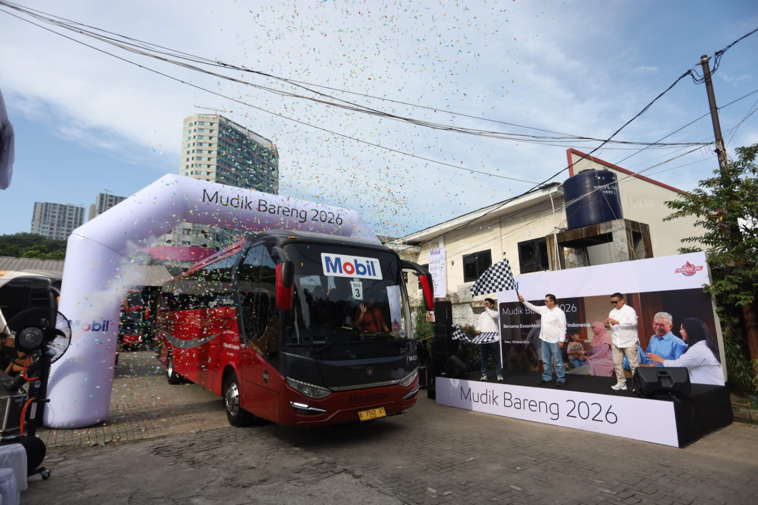 Bentuk Apresiasi, ExxonMobil Lubricants Berangkatkan Puluhan Mekanik Mudik Gratis