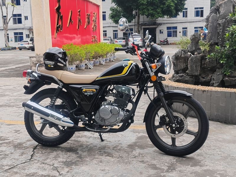 Wujud Makin Retro, Suzuki Thunder Reborn Muncul dengan Mesin 150 Cc