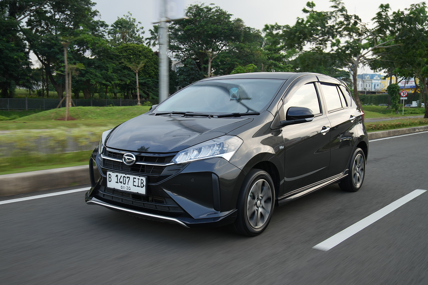 Hatchback Lega Buat Jarak Jauh, Segini Konsumsi BBM Daihatsu Sirion