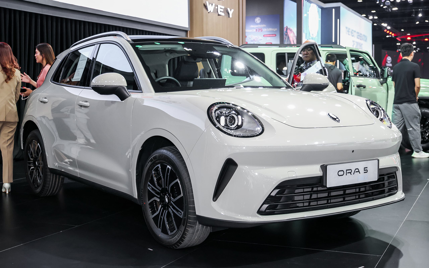 Lho, GWM ORA 03 Punya Kakak Hybrid. Seperti Ini Spesifikasinya