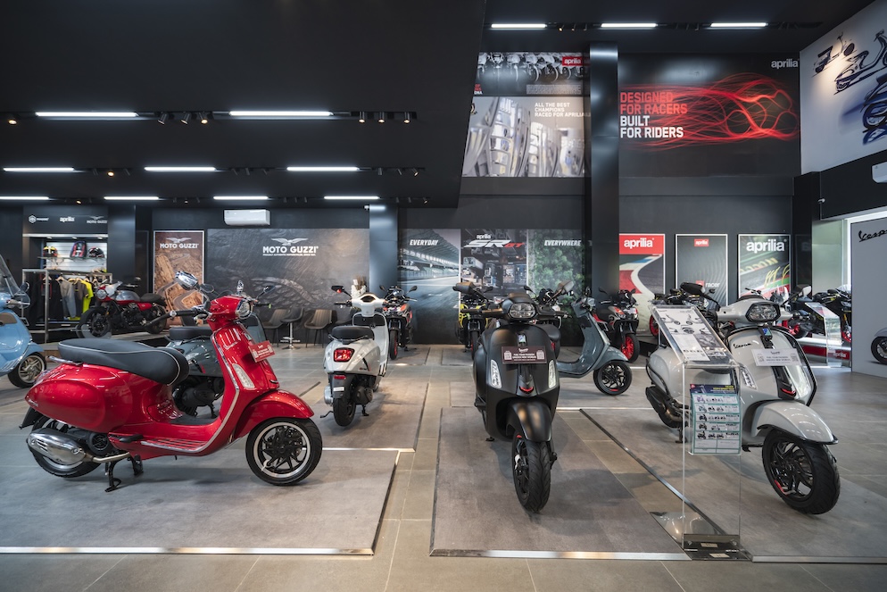 Ekspansi ke Indonesia Timur, Piaggio Resmikan Motoplex 4 Brand di Makassar