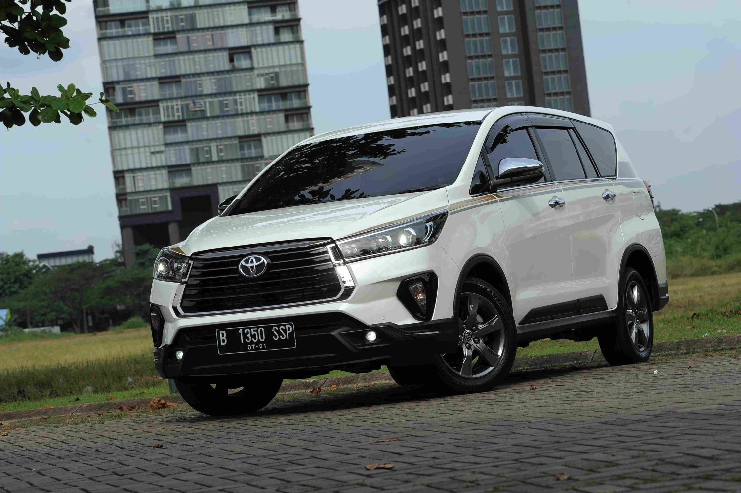 Harga Toyota Kijang Innova Reborn Terbaru Pada Bulan Juni 2026