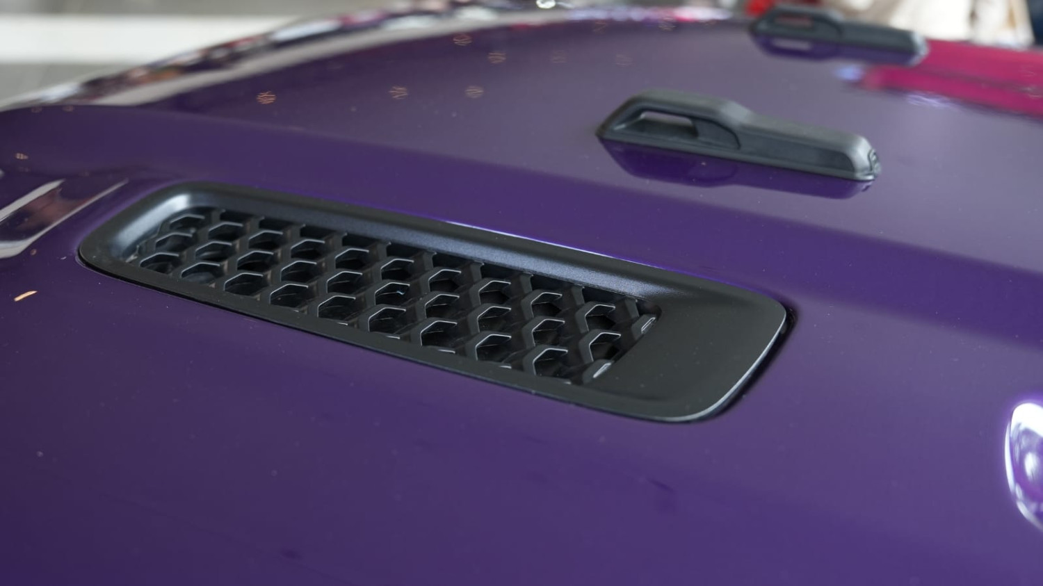 Jeep Wrangler dan Gladiator Punya Warna Baru, Perempuan Pasti Suka!