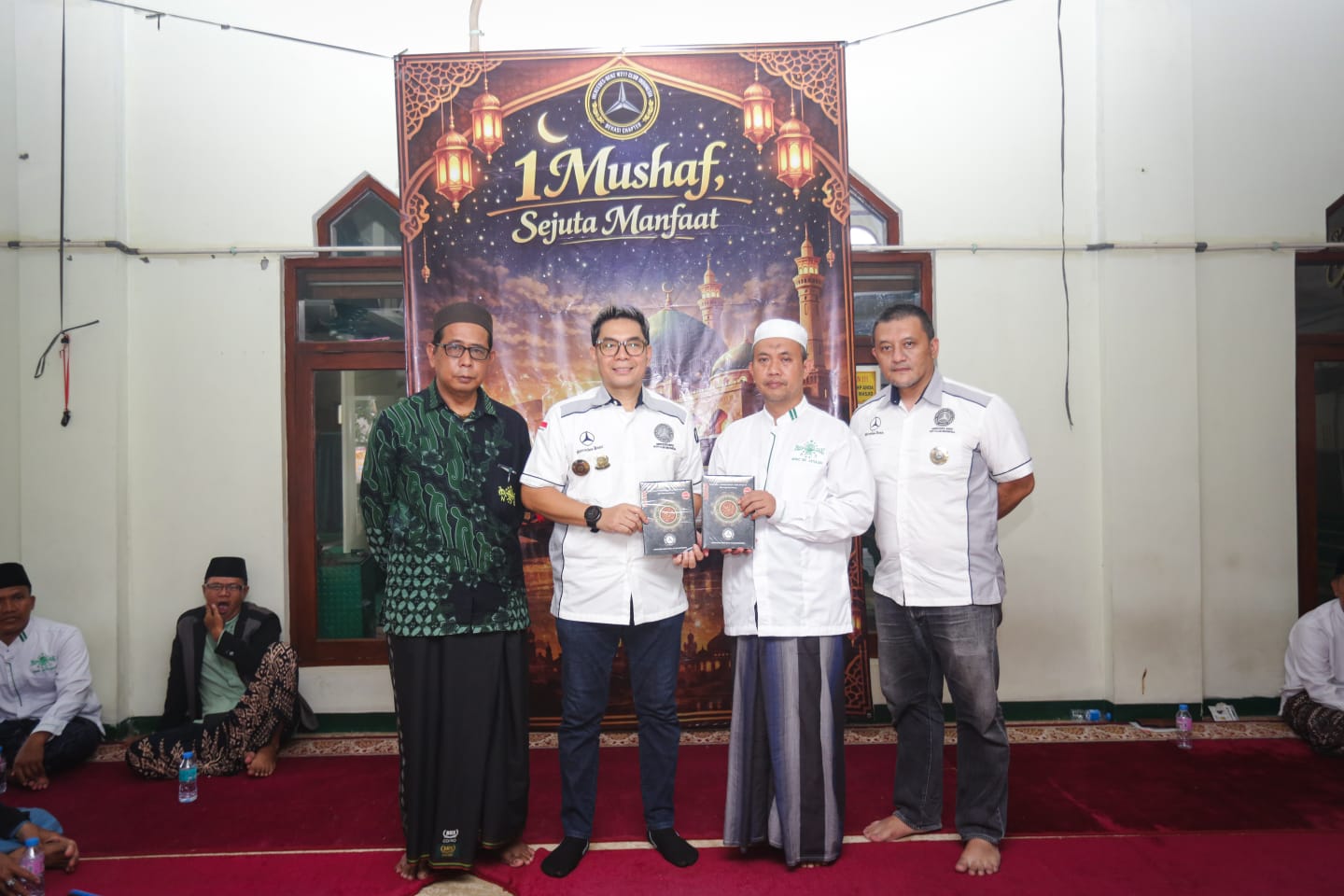 MB W211 CI Gelar Acara 1 Mushaf Sejuta Manfaat, Bagikan 1.211 Al-Quran
