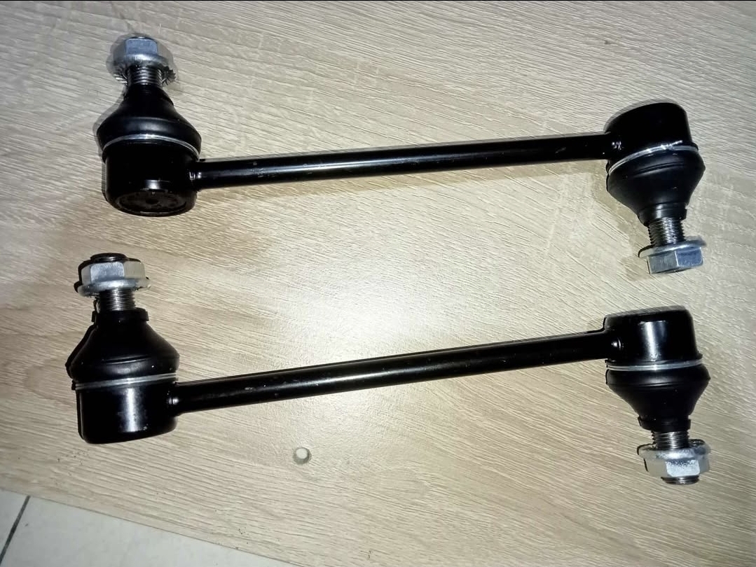 Mobil Bunyi Saat Lewat Jalan Rusak, Link Stabilizer Bisa Bermasalah