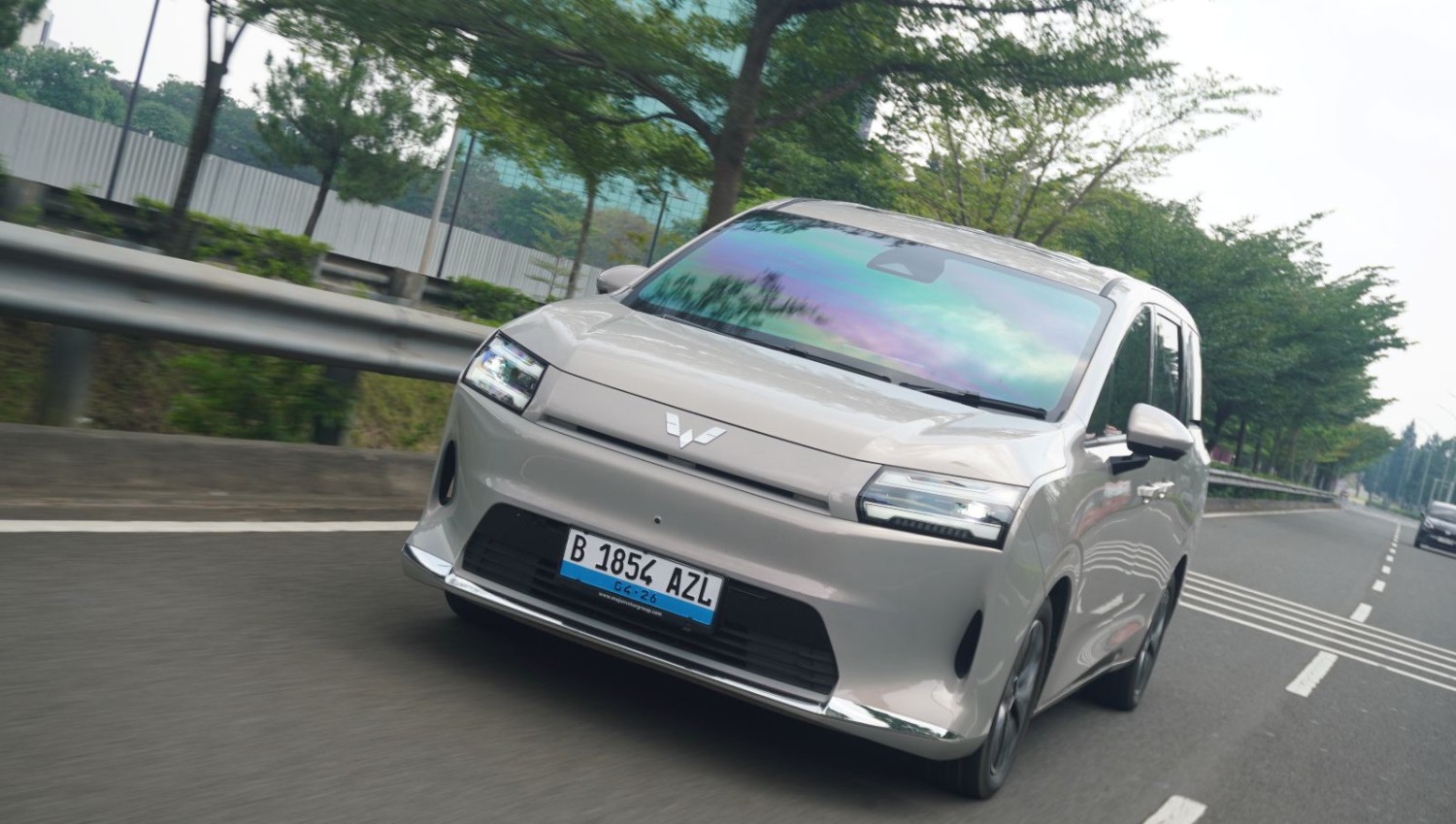 Lewat Parade Chindo Buktikan Kenyaman Bersama Wuling Darion EV