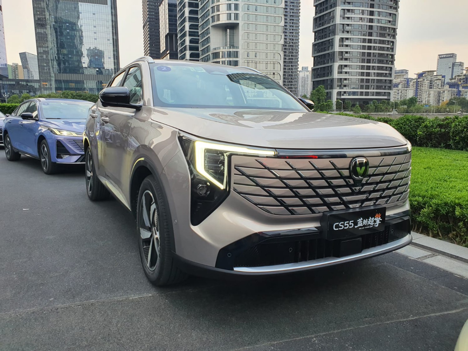 Pakai Teknologi Blue Core Hybrid, Changan CS55 dan CS75 Bakal Masuk ke Indonesia?