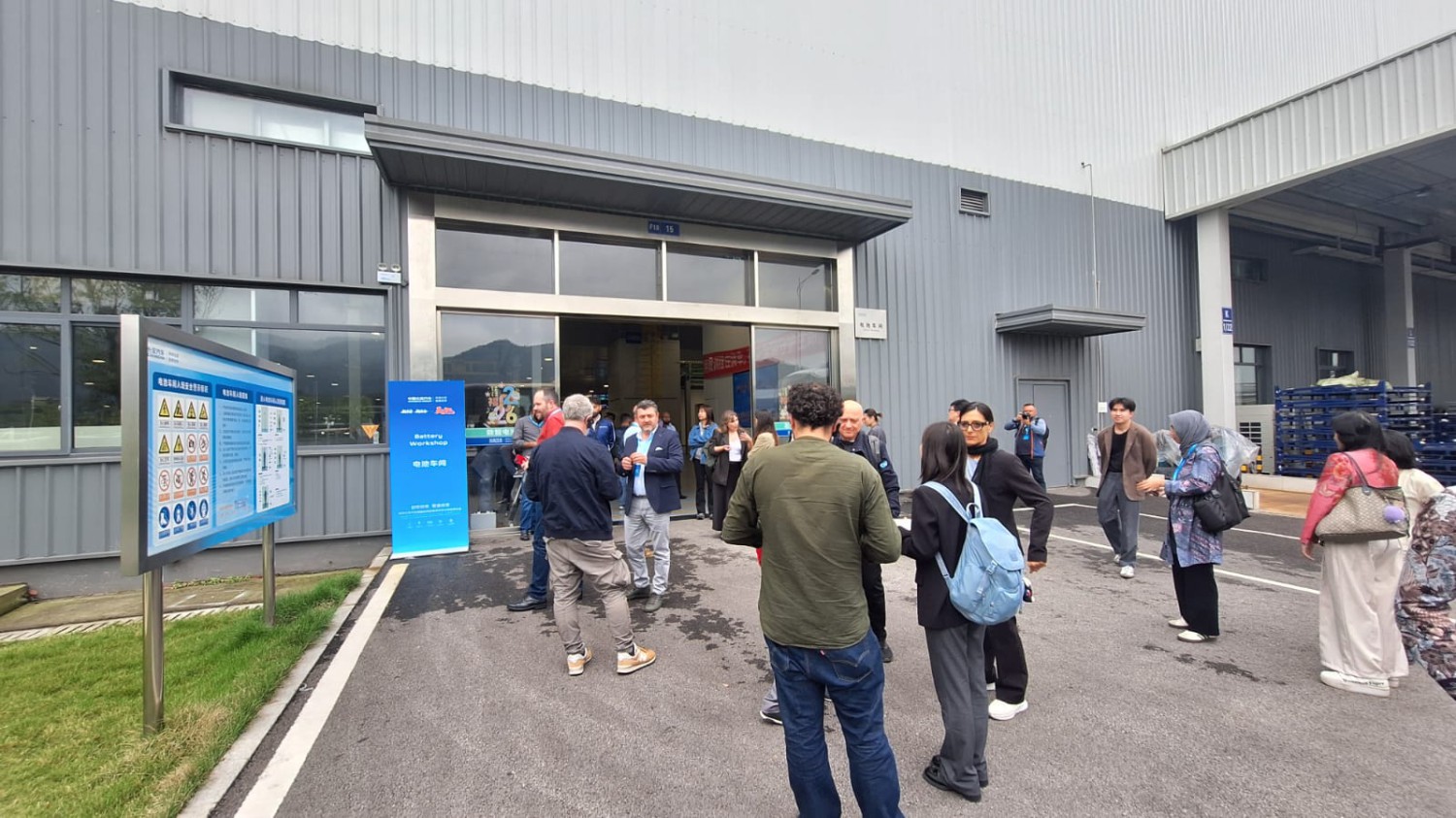 Intip Langung Pabrik Baterai Changan di Tiongkok, 1 Menit Jadi 1 Sel Baterai