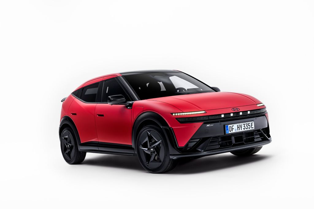 Hyundai Pamer IONIQ 3, Hatchback yang Punya Jarak Tempuh Fantastis