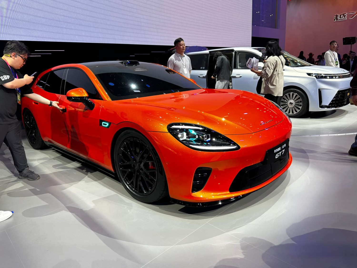 Gebrakan GAC di Beijing Auto Show 2026, Luncurkan Brand Mewah Aistaland GT7 dan E8 PHEV untuk Pasar Dunia