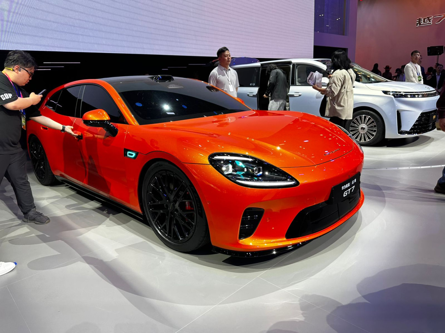 Gebrakan GAC di Beijing Auto Show 2026, Luncurkan Brand Mewah Aistaland GT7 dan E8 PHEV untuk Pasar Dunia