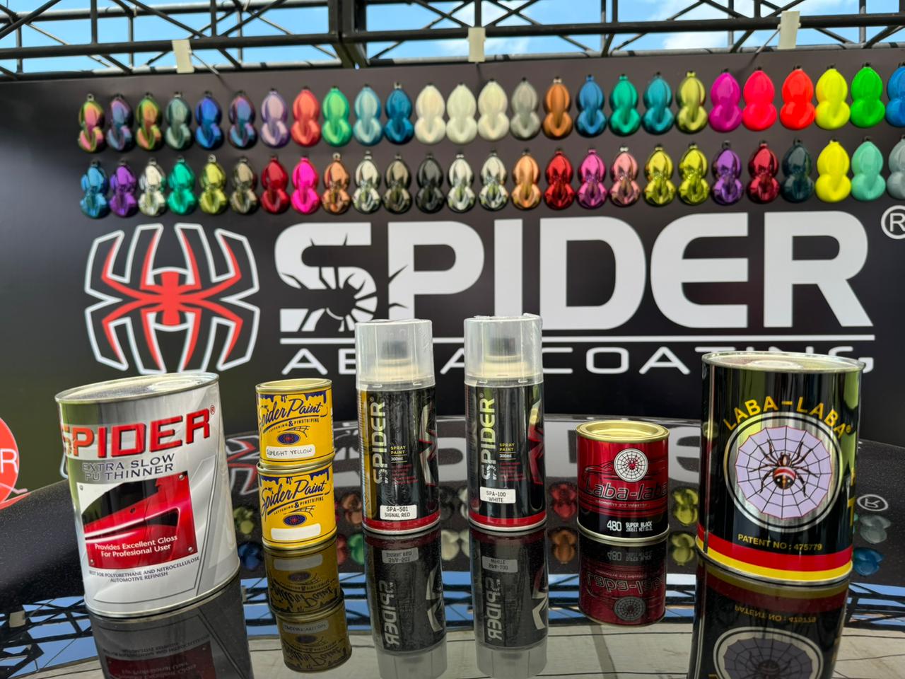 Guncang Candi Prambanan, Spider Pamer Teknologi Cat Chrome di IMX 2026 Series