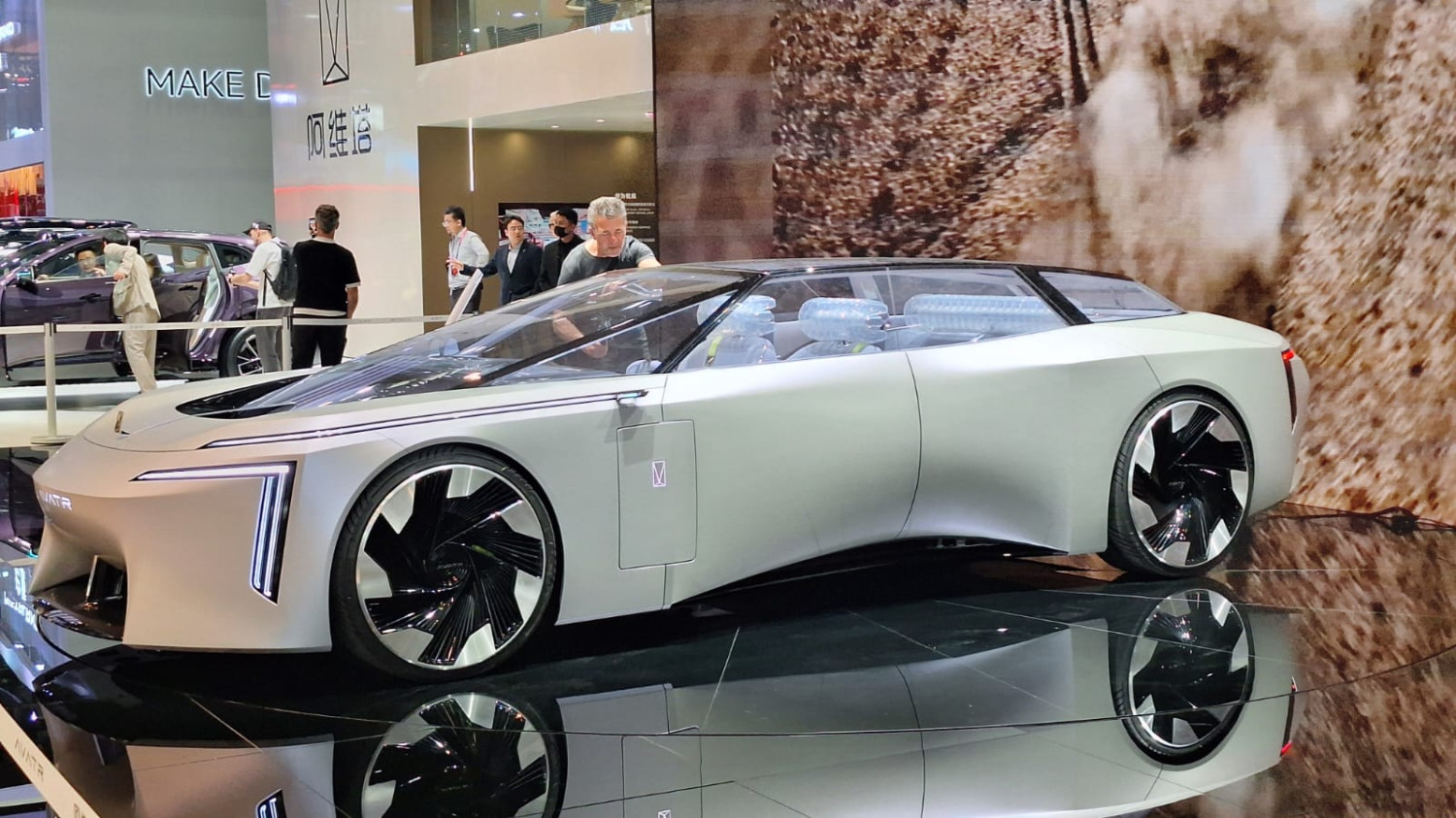 Pamerkan Cara Baru Mengemudi, AVTR  Vision Xpectra Tampil di Beijing Auto Show 2026