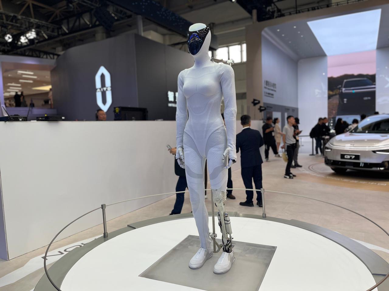 Bukan Cuma Mobil Terbang dan Autonomous Driving, Xpeng Juga Kembangkan Robot Humanoid