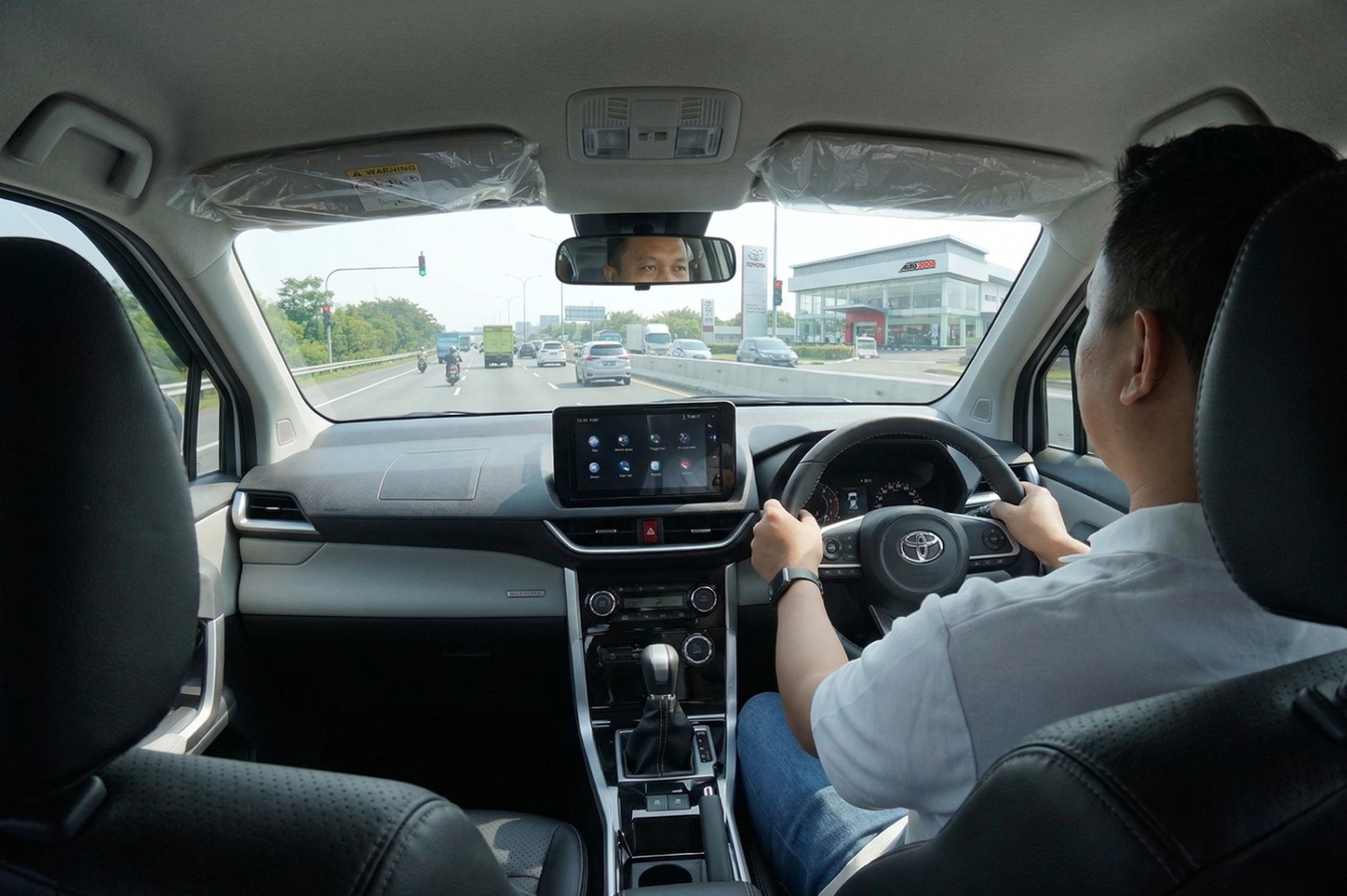 Filter Bensin Kotor Bikin Mobil Boros dan Ngadat, Begini Gejala Awalnya