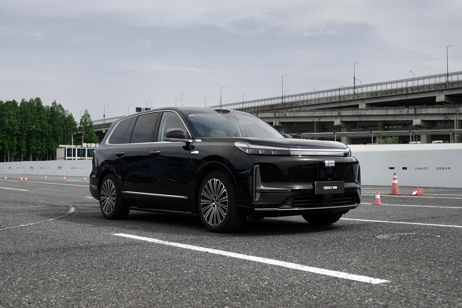 First Drive Geely Galaxy M9 PHEV, Large SUV Mewah Ala First Class