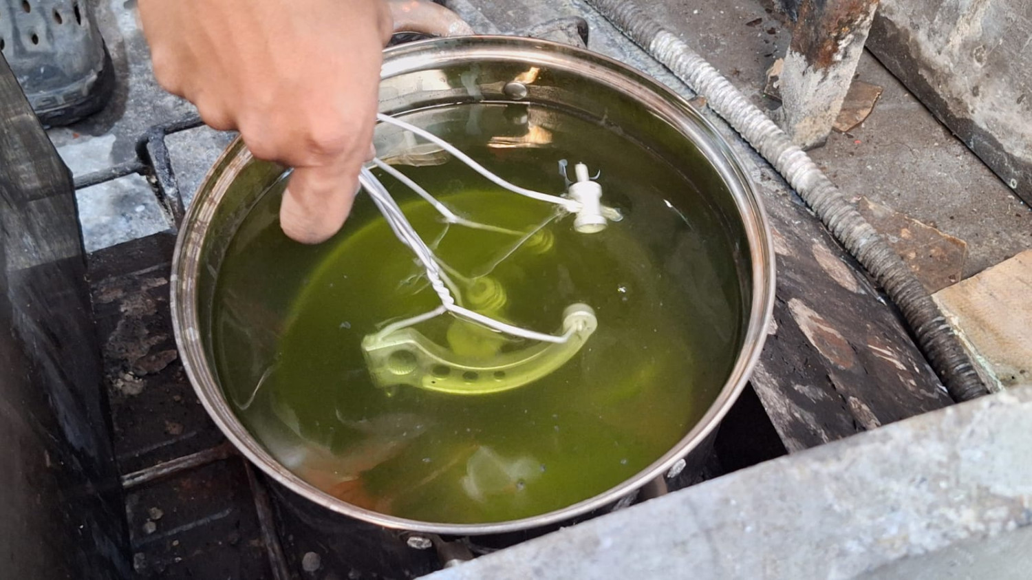 Jadi Tahu, Begini Cara Anodize Sokbreker Hingga Pelek Aluminium Motor