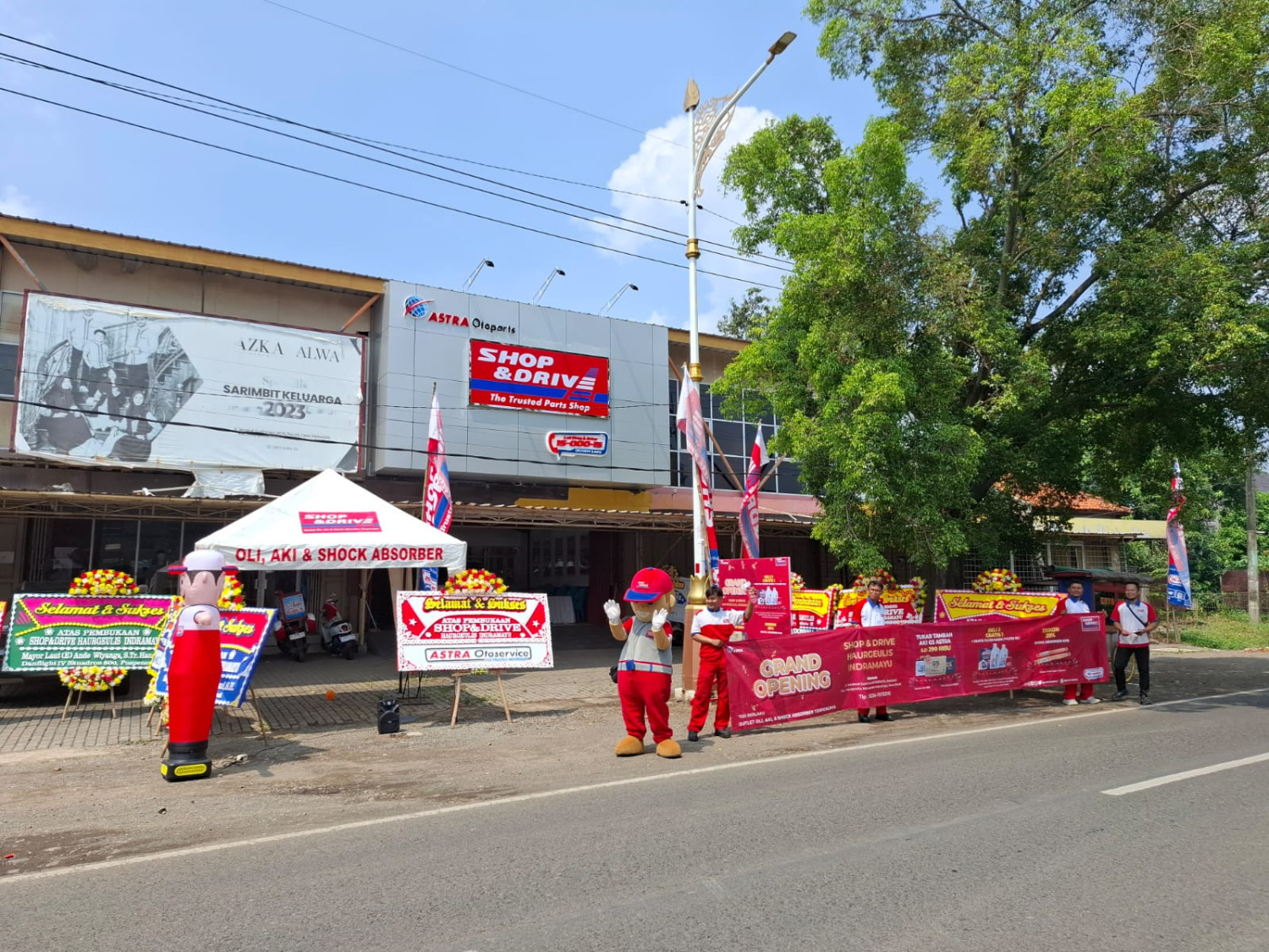 Bidik Potensi Besar Jalur Pantura, Shop & Drive Buka Gerai Baru di Indramayu
