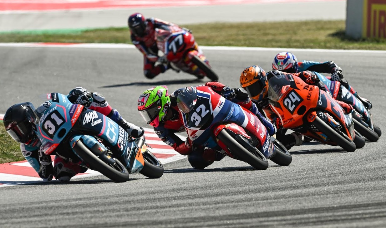 Dramatis! Finis Urutan 5, Kejadian Ini yang Bikin Ramadhipa Berhak Atas Podium 3 di Moto3 Junior Catalunya