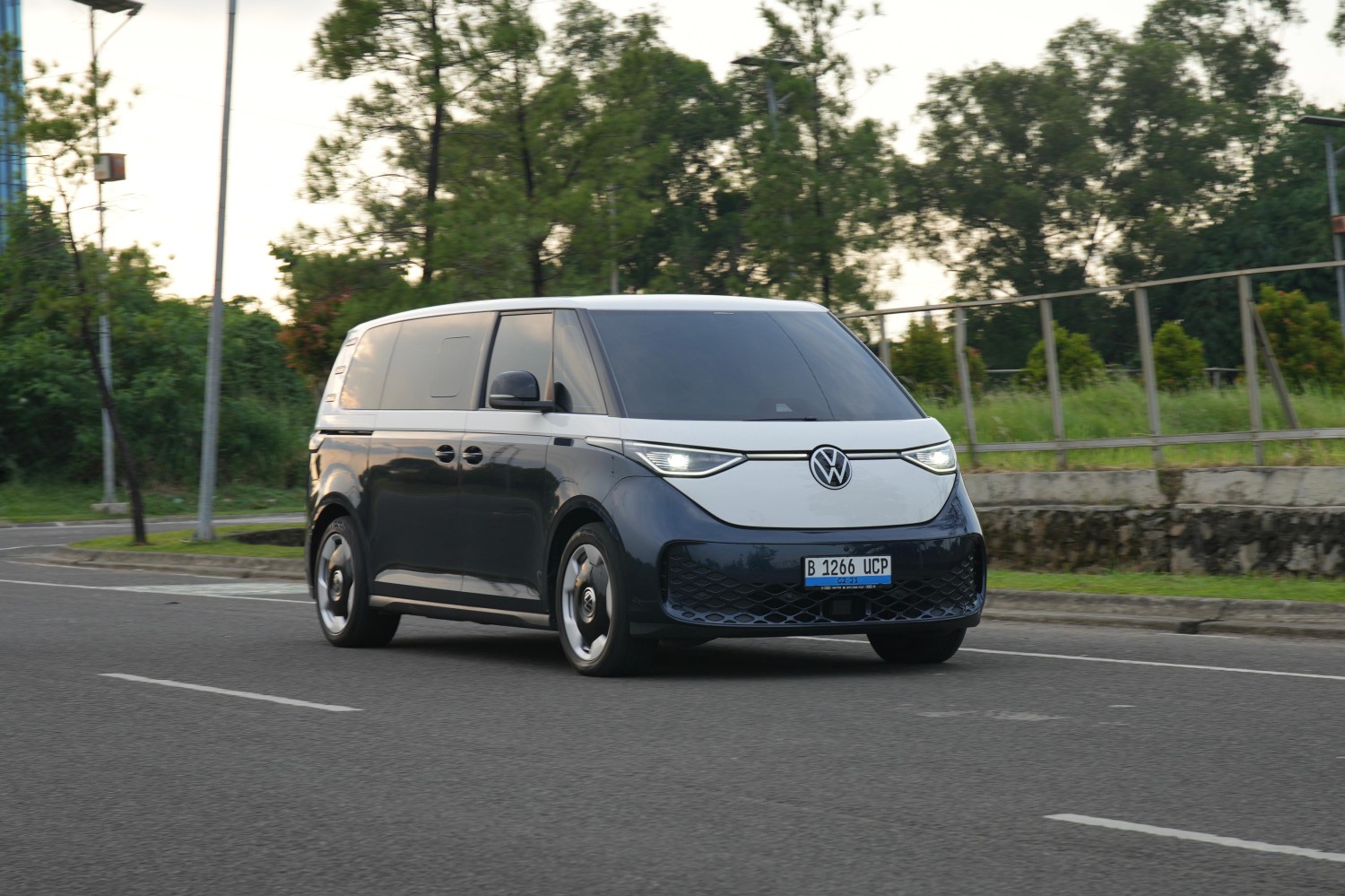 Siap Diajak Jalan Jauh, Seirit Ini Konsumsi Listrik VW ID. Buzz