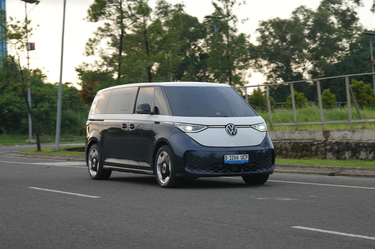 Siap Diajak Jalan Jauh, Seirit Ini Konsumsi Listrik VW ID. Buzz