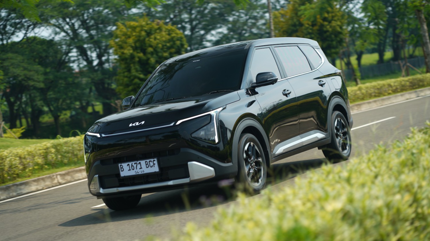 Gunakan Mesin 1.500 cc dan Transmisi CVT, Seirit Apa BBM Kia Carens?