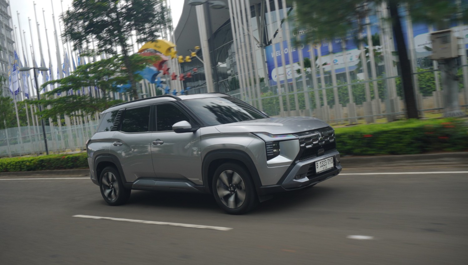 Mitsubishi Destinator SUV Muat Banyak, Mesin Turbo Dengan Konsumsi Bensin Irit